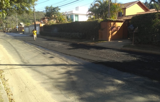 Empav realiza pavimentação completa no Cruzeiro Santo Antônio