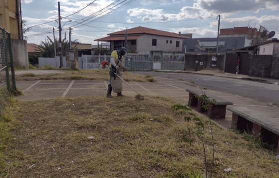 Operação Boniteza atua em choque de zeladoria nos bairros Borboleta, Poço Rico e Santa Lúcia