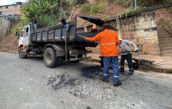 Em uma semana, Empav atende 26 bairros com a operação tapa-buracos