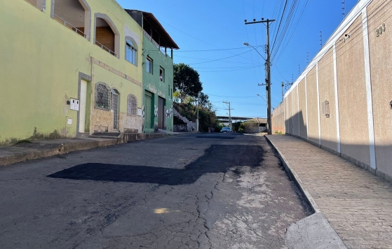 Operação tapa-buraco atende Santa Lúcia e outros nove bairros nesta quinta-feira, 18