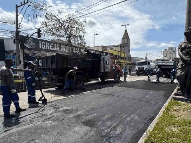 PJF realiza melhorias no pavimento em trecho da Av. Rio Branco, no Manoel Honório