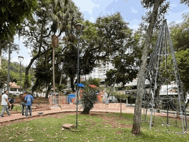 Empav realiza melhorias nas praças do Jardim Esperança, Santa Helena, Jardim Glória e Nova Benfica