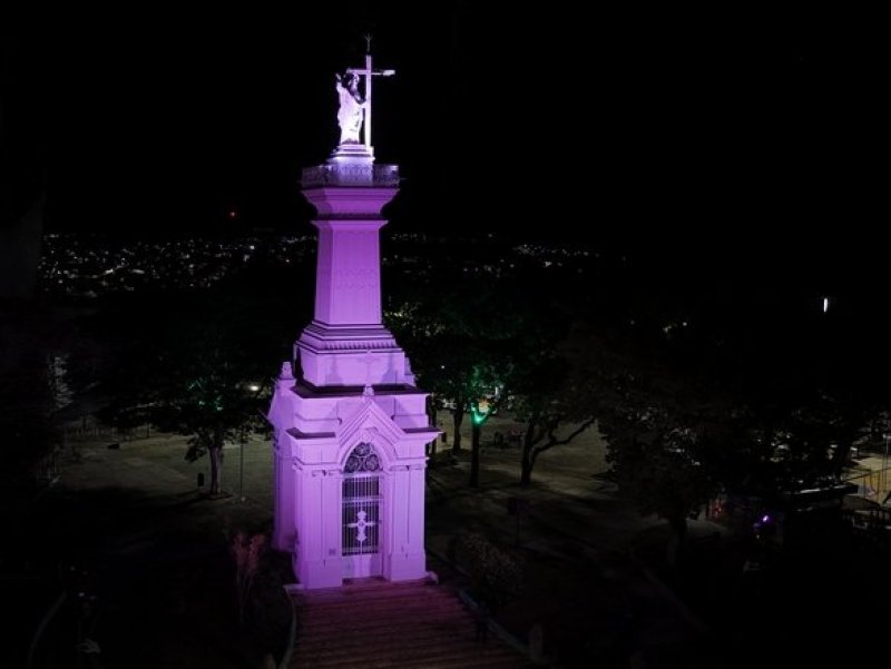 Setembro Lilás: Ponte Wilson Coury Jabour Jr. e Morro do Cristo recebem iluminação especial pela campanha de conscientização sobre Alzheimer e demências