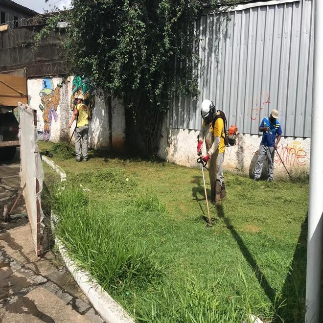 PJF realiza limpeza nas praças do bairro Fábrica e atende outras nove praças nesta segunda-feira, 12