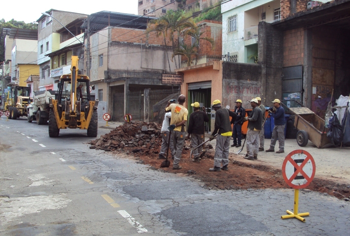 Empav inicia obras de asfaltamento no Bairro Vitorino Braga