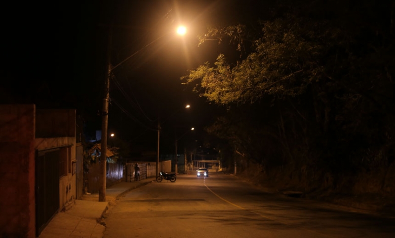 Prefeitura investe quase R$ 1 milhão em iluminação pública na região Oeste