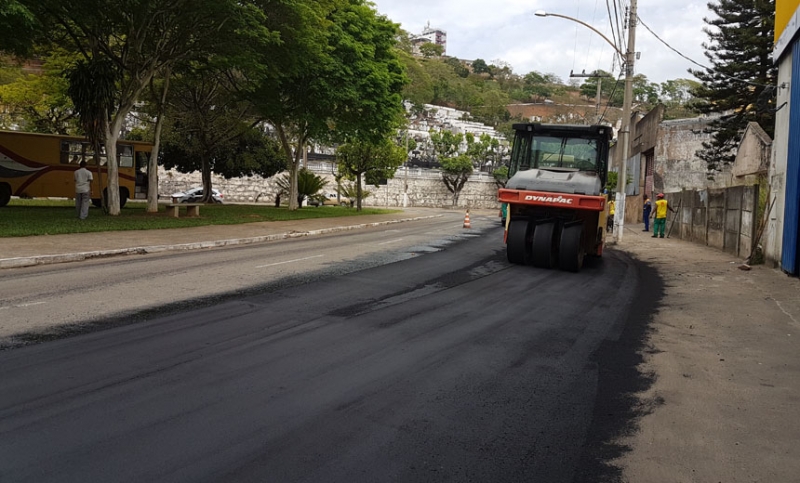 Empav realiza asfaltamento no Bairro Poço Rico