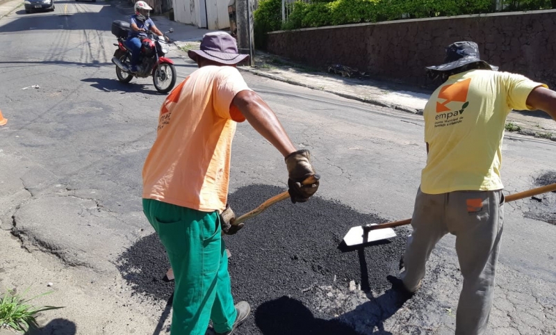 Empav realiza operação tapa-buracos em 15 bairros