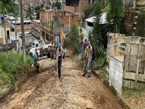 Empav dá início à pavimentação da Rua Maria Aparecida Martins