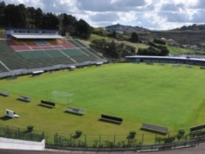 PJF garante melhorias para gramado do Estádio Municipal