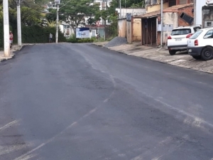 Empav realiza serviços de pavimentação no Bairro Industrial
