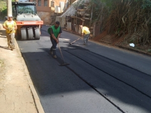 Empav realiza pavimentação asfáltica no Graminha 