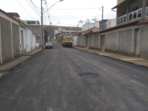 Empav realiza pavimentação asfáltica completa no Marilândia 