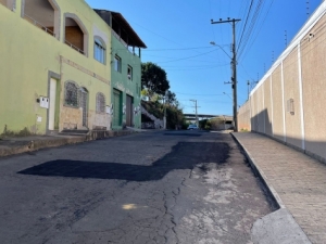Operação tapa-buraco atende Santa Lúcia e outros nove bairros nesta quinta-feira, 18