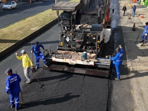 Empav avança nas obras de recapeamento e revitalização da avenida JK
