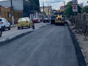 EMPAV inicia recapeamento na rua da Bahia, no bairro Poço Rico, nesta terça-feira, 28