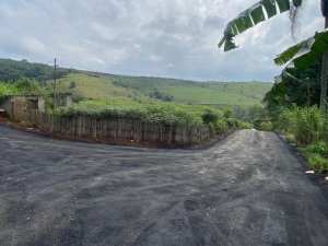 PJF inicia pavimentação de duas vias no Morro do Sabão