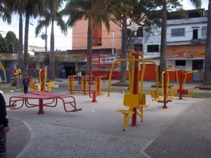 Empav realiza a instalação de academia ao ar livre no bairro Benfica