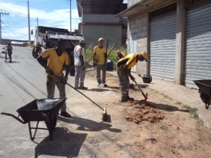Empav realiza operação tapa-buraco no bairro Nossa Senhora de Lourdes