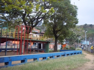 Empav realiza manutenção em Praça do bairro Jardim Esperança