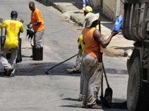 Empav realiza “tapa-buracos” em seis bairros nesta quarta-feira